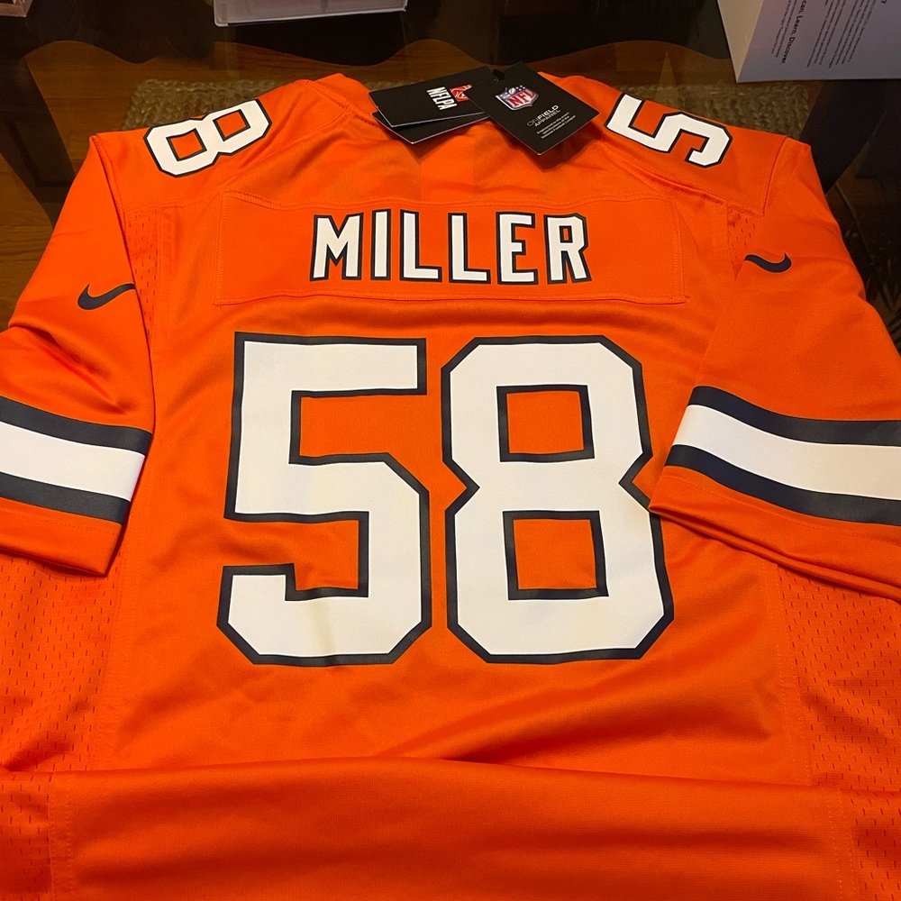 BRAND NEW w/Tags Von Miller Denver Broncos Limited Color Rush Jersey (Medium)